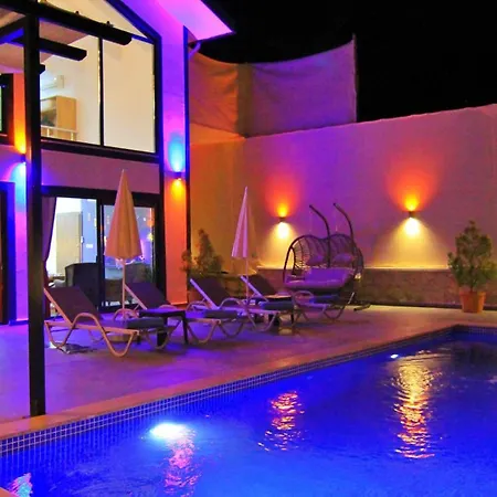 2 Bedroom With Private Pool * Kalkan