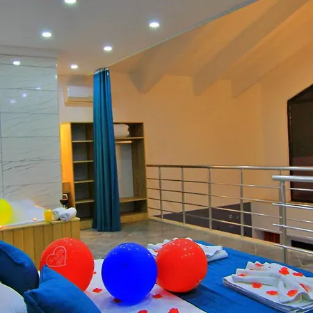 2 Bedroom With Private Pool فيلة كالكان