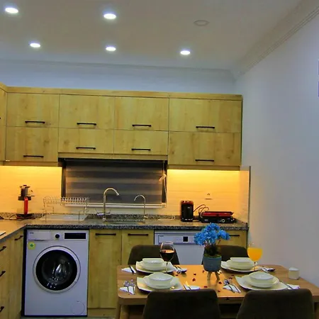 2 Bedroom 2719 *