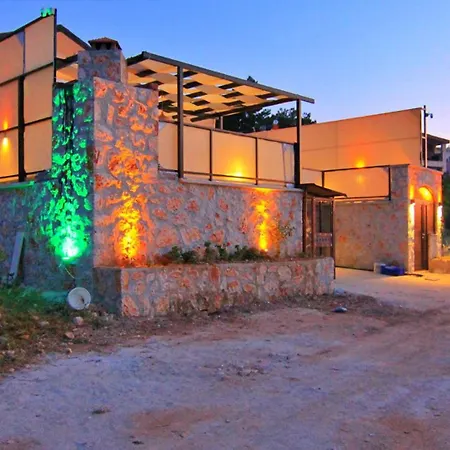 2 Bedroom With Private Pool كالكان